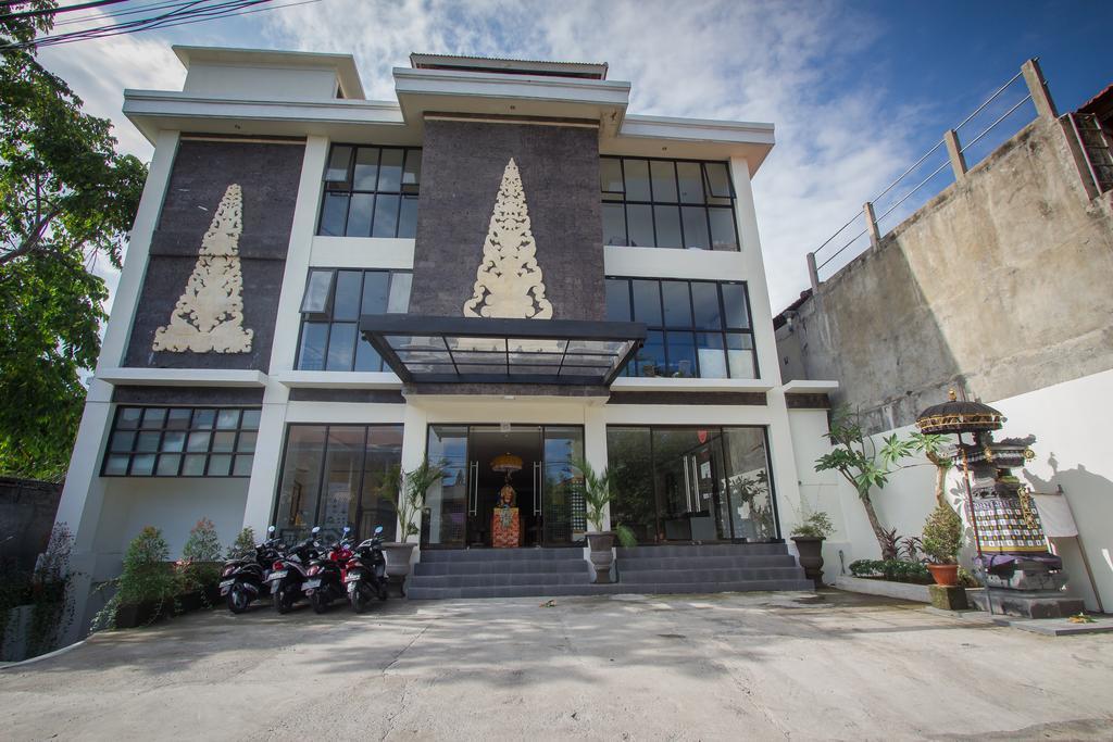 קוטה לומבוק Ivanka Airport Inn מראה חיצוני תמונה