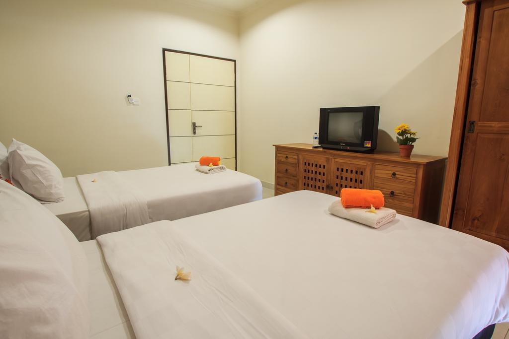 קוטה לומבוק Ivanka Airport Inn מראה חיצוני תמונה